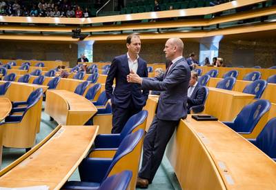 PvdA-leider Asscher wil kabinet aan meerderheid helpen