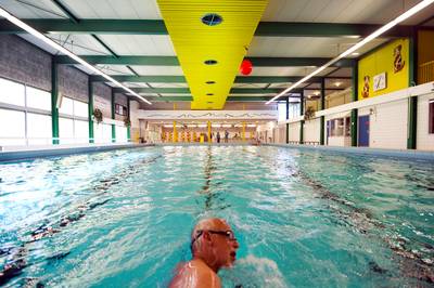 Voortbestaan zwembad in Zetten in gevaar