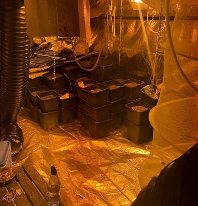 Nijmeegse flatwoning volledig ingericht als wietkwekerij