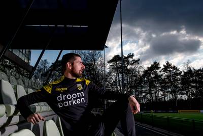 Cultheld Arnold Kruiswijk:  Bitter einde van mooie carrière