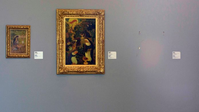 Eigenaar schilderijen: verbranden doeken Kunsthal 'eeuwig zonde' |  Binnenland | ed.nl