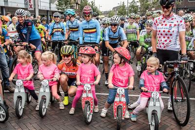 Wielerclubs na uitspraak Van Vleuten: Wielrennen wél geschikt voor jonge kinderen