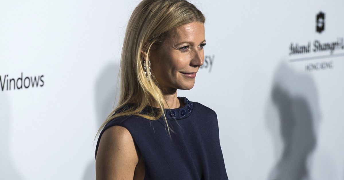 Gwyneth Paltrow Prijst Gouden Dildo Aan Celebrities Showbizz HLN