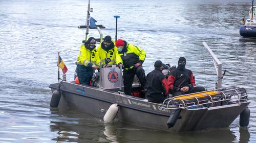 Mama van twee kindjes spoorloos, nadat auto in Hasseltse kanaal is gedumpt