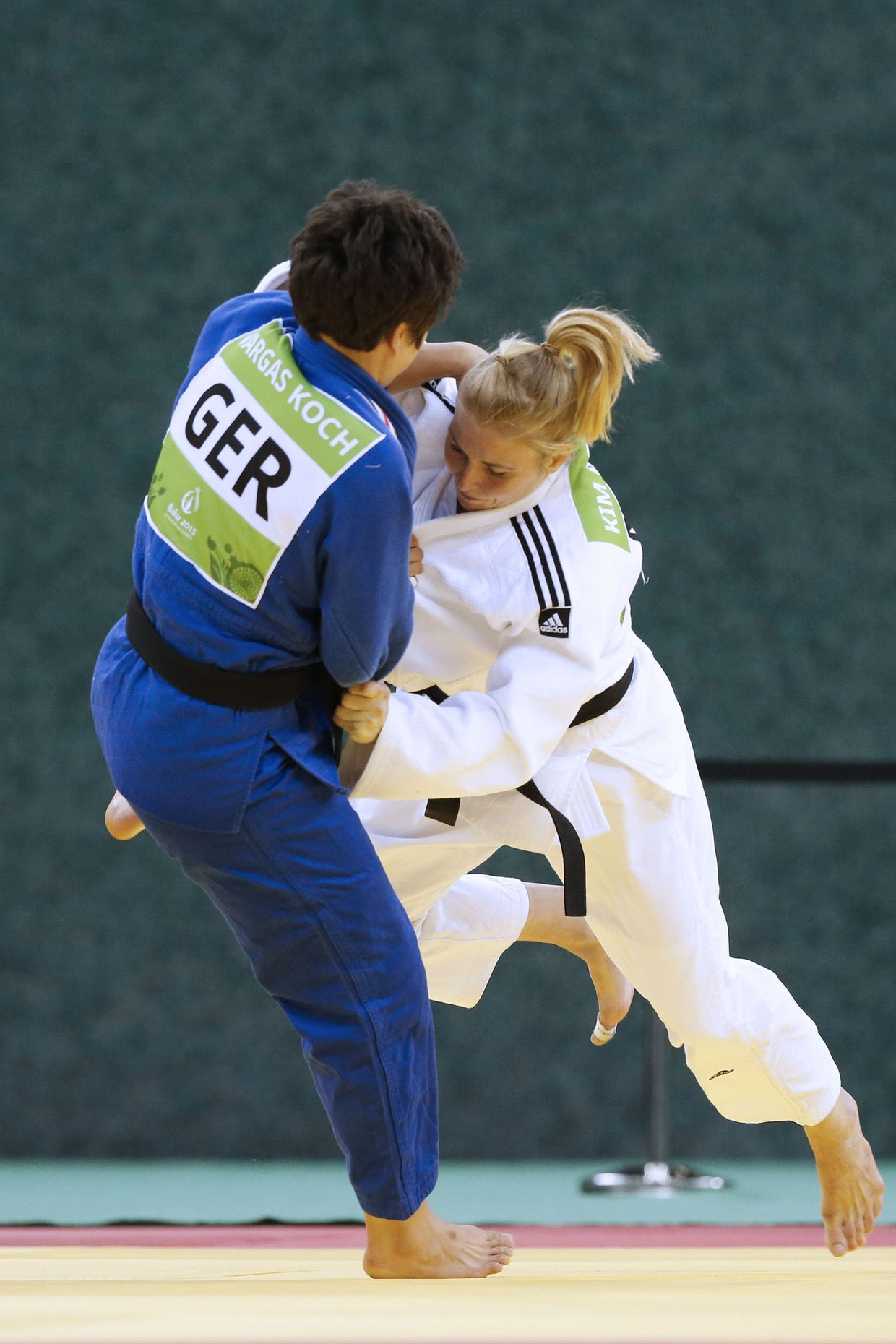 Polling wint weer goud op EK judo Het Parool