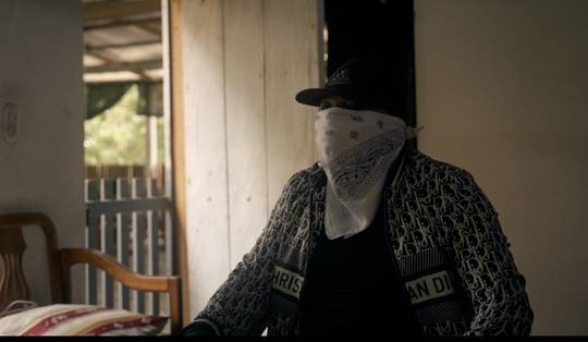 ‘Work-life balance’ is ook voor professionele huurmoordenaars belangrijk, zo toonde aflevering twee van ‘Dealen met coke’