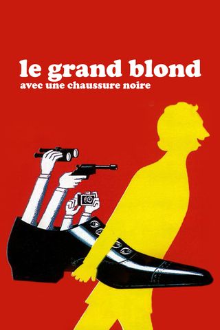 Le grand blond avec une chaussure noire
