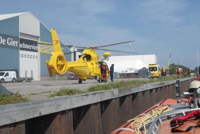 Jongen (9) verliest hand op zeilschip