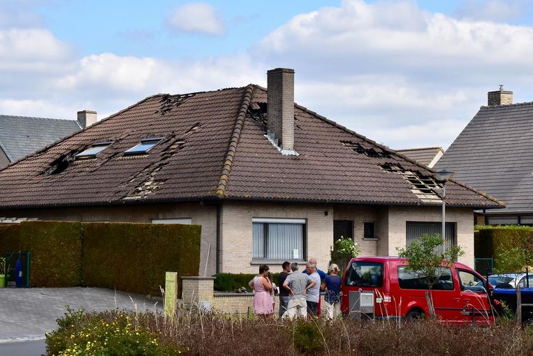 Buren in de bres na blikseminslag | Tielt | Regio | HLN