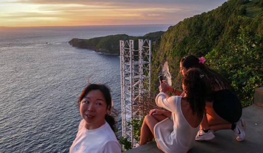 Met shocktherapie wil Bali de ziel van het eiland redden: toeristische hotspots gaan tegen de vlakte