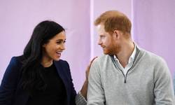 Prins Harry bezorgd over het haar op zijn kroon