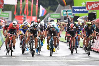 BinckBank Tour: Bekijk hier de machtige sprint van Peter Sagan