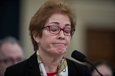 Trump valt oud-ambassadeur aan tijdens haar verhoor