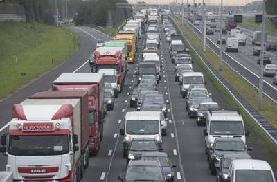 A2 tussen Zaltbommel en Den Bosch weer open na afsluiting om 'veiligheidsincident'