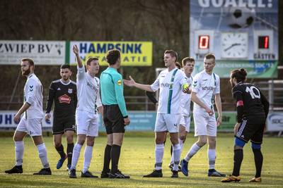 SDC’12 legt uur voor de deadline nog een speler vast: ‘Secretaris wilde net naar bed gaan’