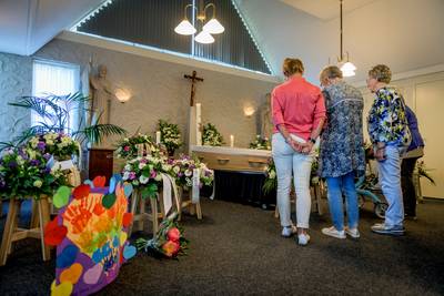 Overlijden van pastor Michiel Zeinstra raakt Rossum diep: ‘Groot gemis voor het dorp’