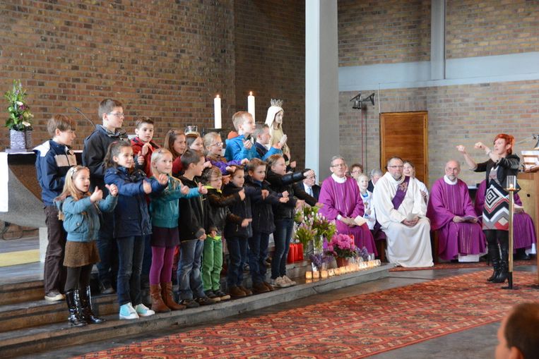 Laatste Viering In Kerk T Kalf Sint Gillis Waas In De Buurt Hln