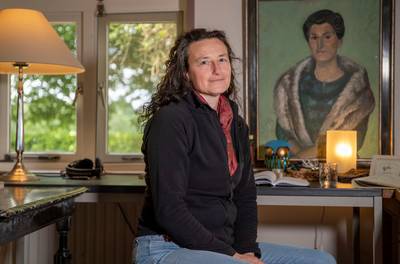 Mieke Bouman, ‘Nederlands moedigste dochter’, heeft nu eindelijk een boek