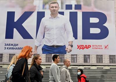 Le maire de Kiev, l’ancien boxeur Klitschko, positif au Covid-19