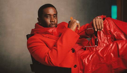 Wordt dit het grootste misbruikschandaal uit de muziekgeschiedenis? 120 nieuwe slachtoffers getuigen over Sean ‘Diddy’ Combs