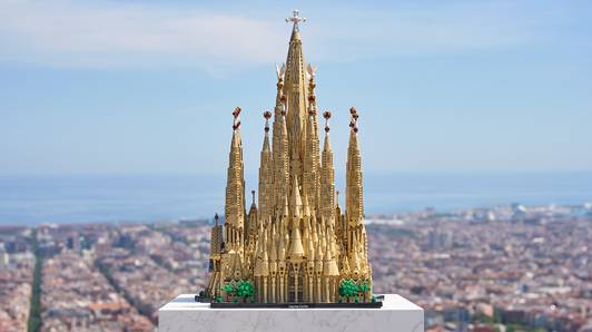 LEGO lanceert grootste bouwset ooit: Sagrada Família met meer dan 12.000 stukjes