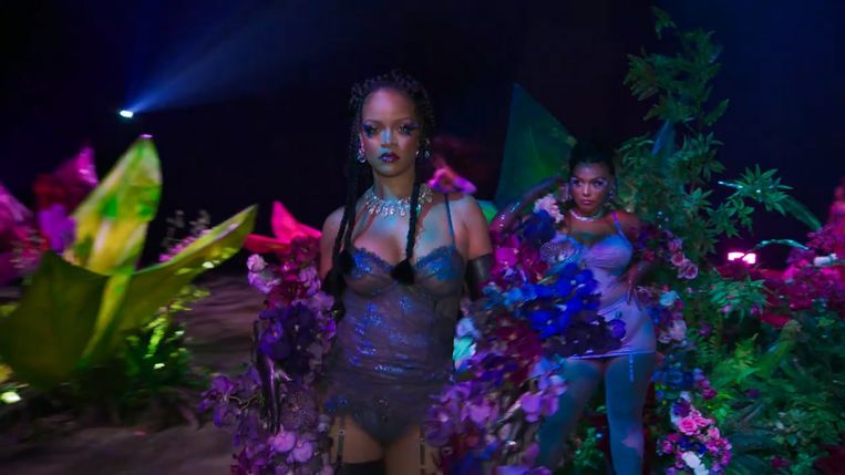 De modeshow van Rihanna’s ‘Savage X Fenty’.  