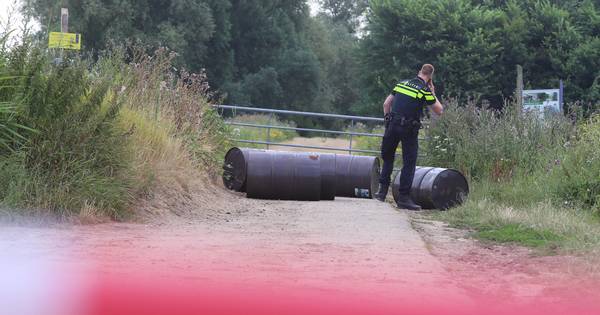 Ruim 1.200 liter drugsafval gedumpt in buitengebied Hedel