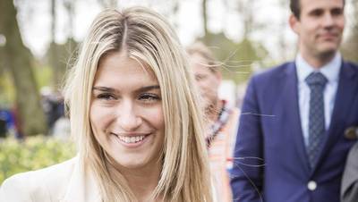 Guido sneert naar Thierry Baudet en Estavana kust de kampioensbeker