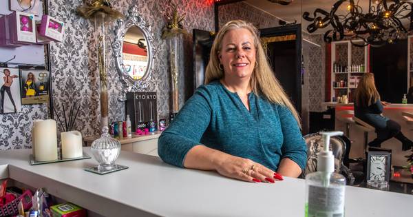 Betaalde seks in coronatijd: zelfs de poppen in Zwolle hebben het rustig - De Stentor