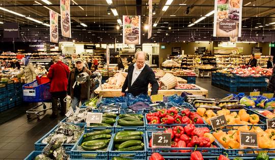 Delhaize valt aan, Colruyt wankelt: prijzenstrijd bij de supermarkten bereikt kookpunt