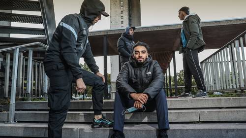 Waarom allochtone gemeenschap zo moeilijk bereikt wordt: “Ze denken dat het virus is uitgevonden door de overheid”