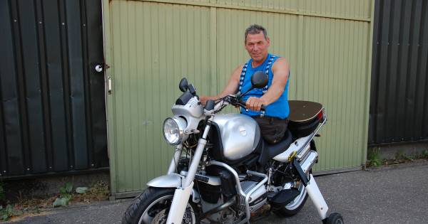 Eenbenige Karel (63) verliest rechtszaak en mag niet motorrijden