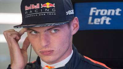 Kapotte auto dwingt Verstappen tot opgeven