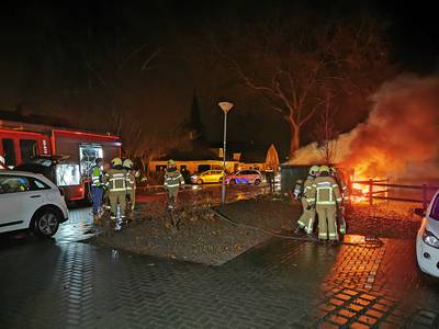 Honderden huizen in Beek uren zonder stroom na brand in elektriciteitskast