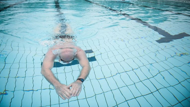 Zwemmen Buiten Openingstijden Voor Nieuwe Vereniging Flevoparkbad Het Parool