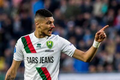 ADO ziet spits Johnsen wegvallen met gebroken neus