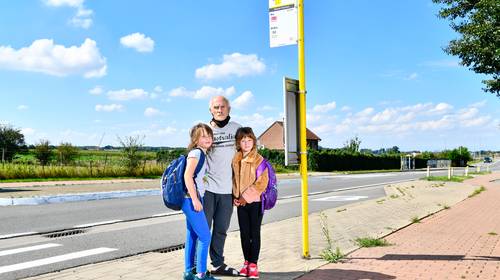Na twee weken zitten leerlingen buitengewoon onderwijs nog steeds urenlang op de bus