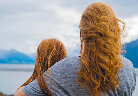 Daniëlles vriend misbruikte jarenlang haar dochter: “Ik voel me zo schuldig dat ik dit roofdier in huis haalde”