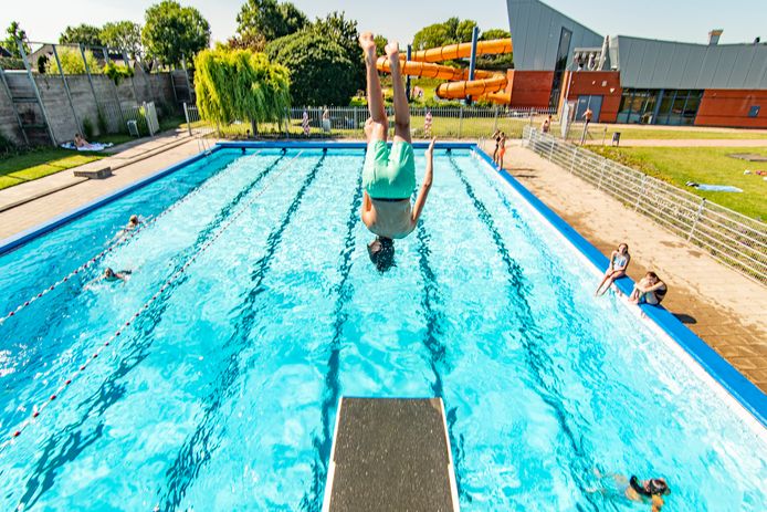 Ongebruikt De ultieme bommetjesduikplank staat in Houten | Zomerchallenges SQ-64