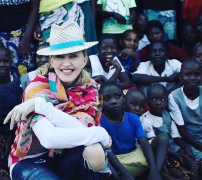 Madonna zorgt voor nog vier scholen in Malawi