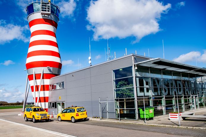 Onderzoek naar verplaatsen vakantievluchten van Schiphol 