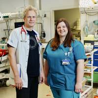 ‘Schaamte is soms begrijpelijk, maar wij moeten zo snel mogelijk weten wat er aan de hand is’: de realiteit achter ‘The Pitt’