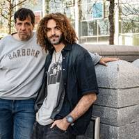 ‘Als we die folterscène letterlijk zouden tonen, kun je niet meer naar de film kijken’: Adil El Arbi en Joris van der Aa maken samen docureeks