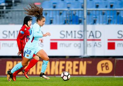 Lieke Martens scoort voor winnend Barcelona in Champions League