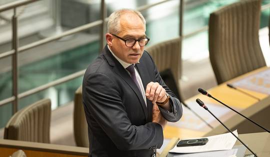 Vlaamse regering probeert impasse te doorbreken, minister-president Diependaele (N-VA) wil akkoord over drinkwater en energiesteun
