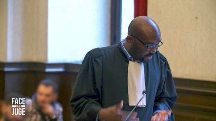 10. « Il a essayé de m'arracher l'oeil »