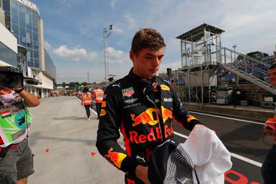 Verstappen tevreden na eerste trainingen: 'Heel positief begin'