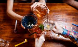 Santé! Mixoloog Hannah Van Ongevalle deelt drie cocktailreceptjes 