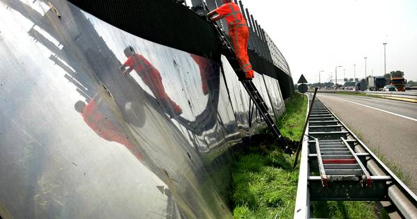 Geluidschermen A17 bij Standdaarbuiten pas in 2023? ‘Veel te laat’