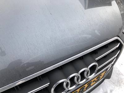 Eigenaren balen van krassen op dure auto’s in Veenendaal: ‘Dit moet stoppen’